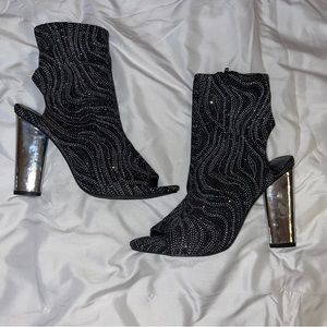Brand new Bamboo open toe booties